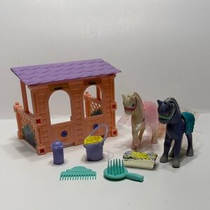 1994 Sweetheart Ponies with Moonglow Stable - mostly complete